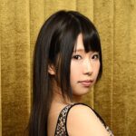 乙アリスがヒョウ柄レオタードの恰好でハメ撮りをする!