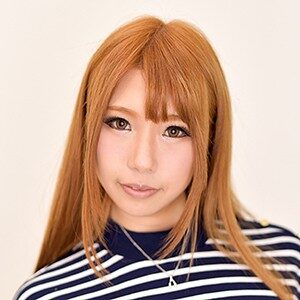 乙アリスが男の部屋で全裸になってセックスをする！